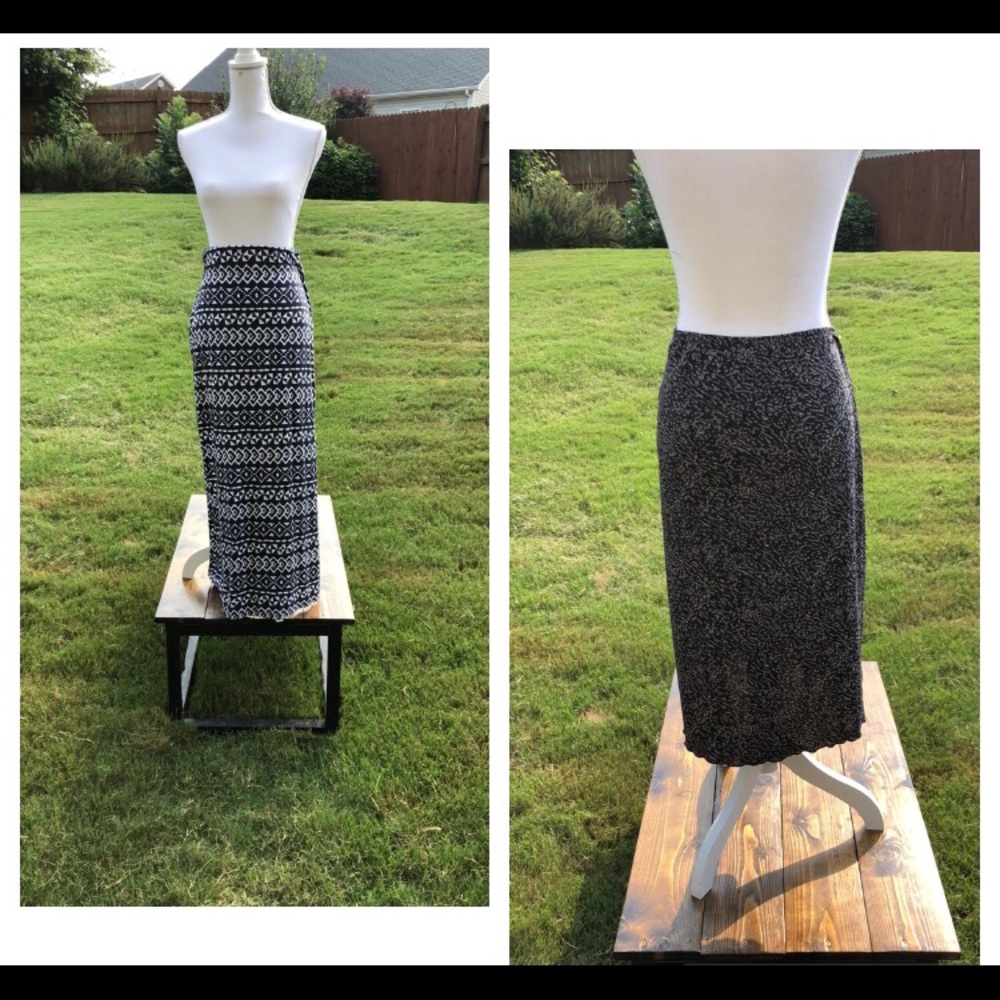 Skirt bundle. Small and medium sizes. 2 skirts.